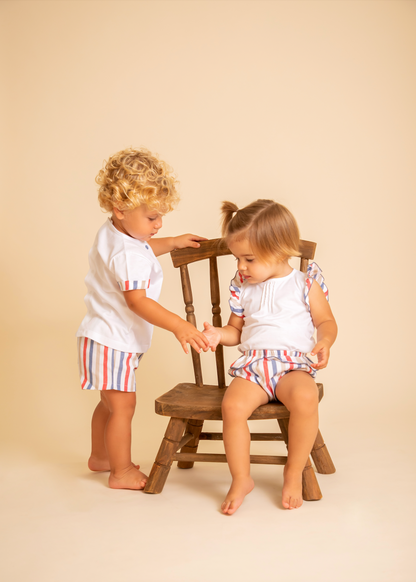 GESTREIFTES BABYSET MIT SHORTS